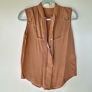 Chloe Sleeveless Top